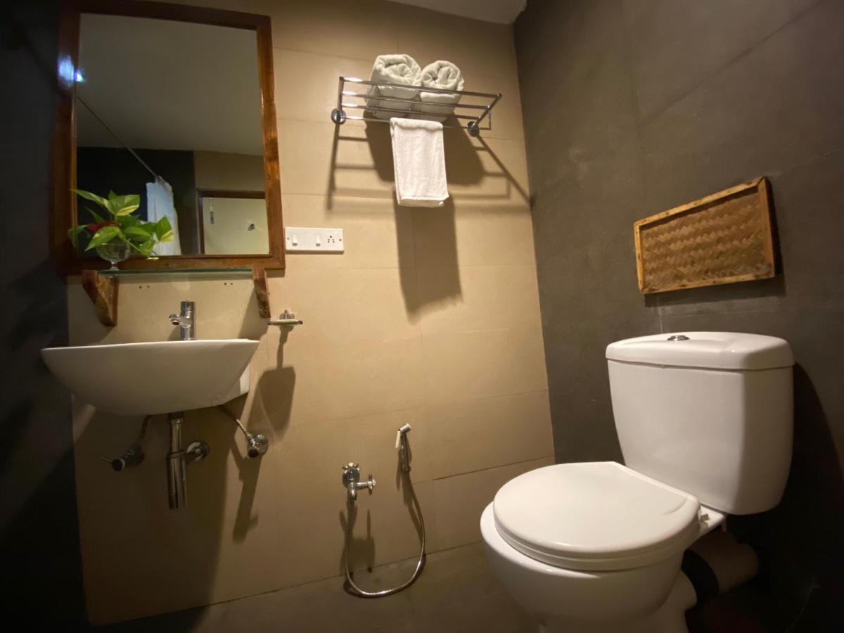 Wild Orchid Hotel Kala Pathar Beach Luaran gambar
