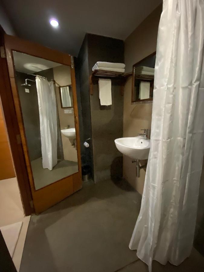 Wild Orchid Hotel Kala Pathar Beach Luaran gambar